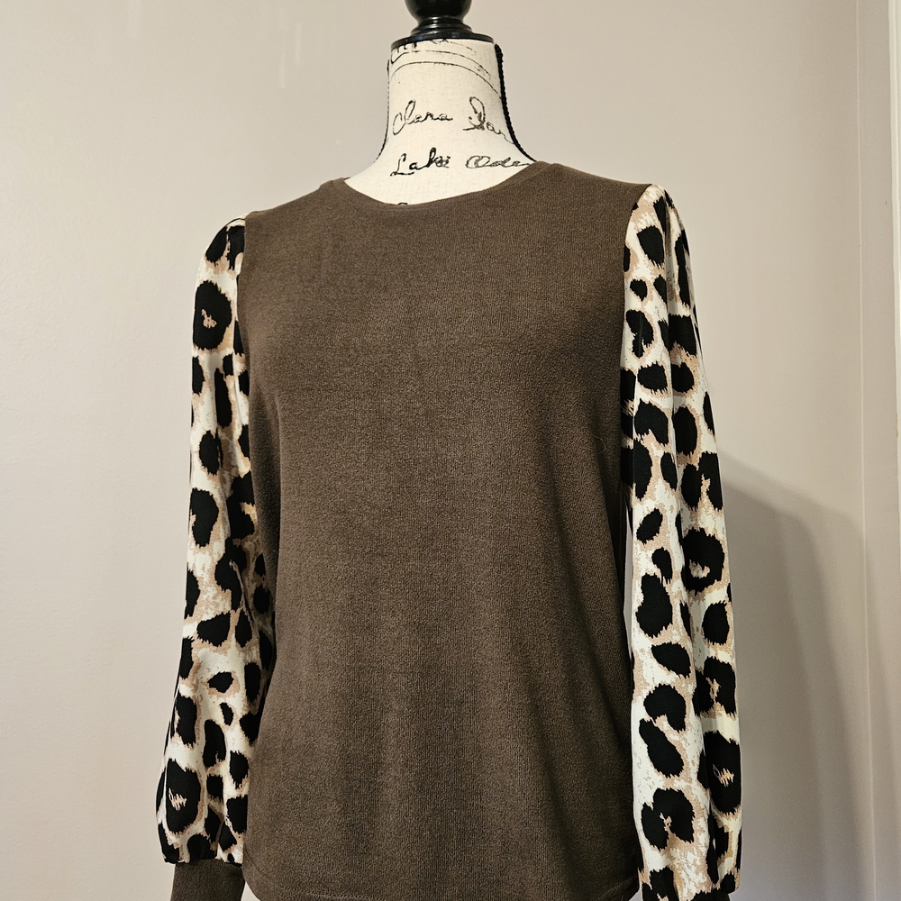 SHEIN Brown Knit Sweater with Leopard Print Long Sleeve TShirt Top Blouse Casual